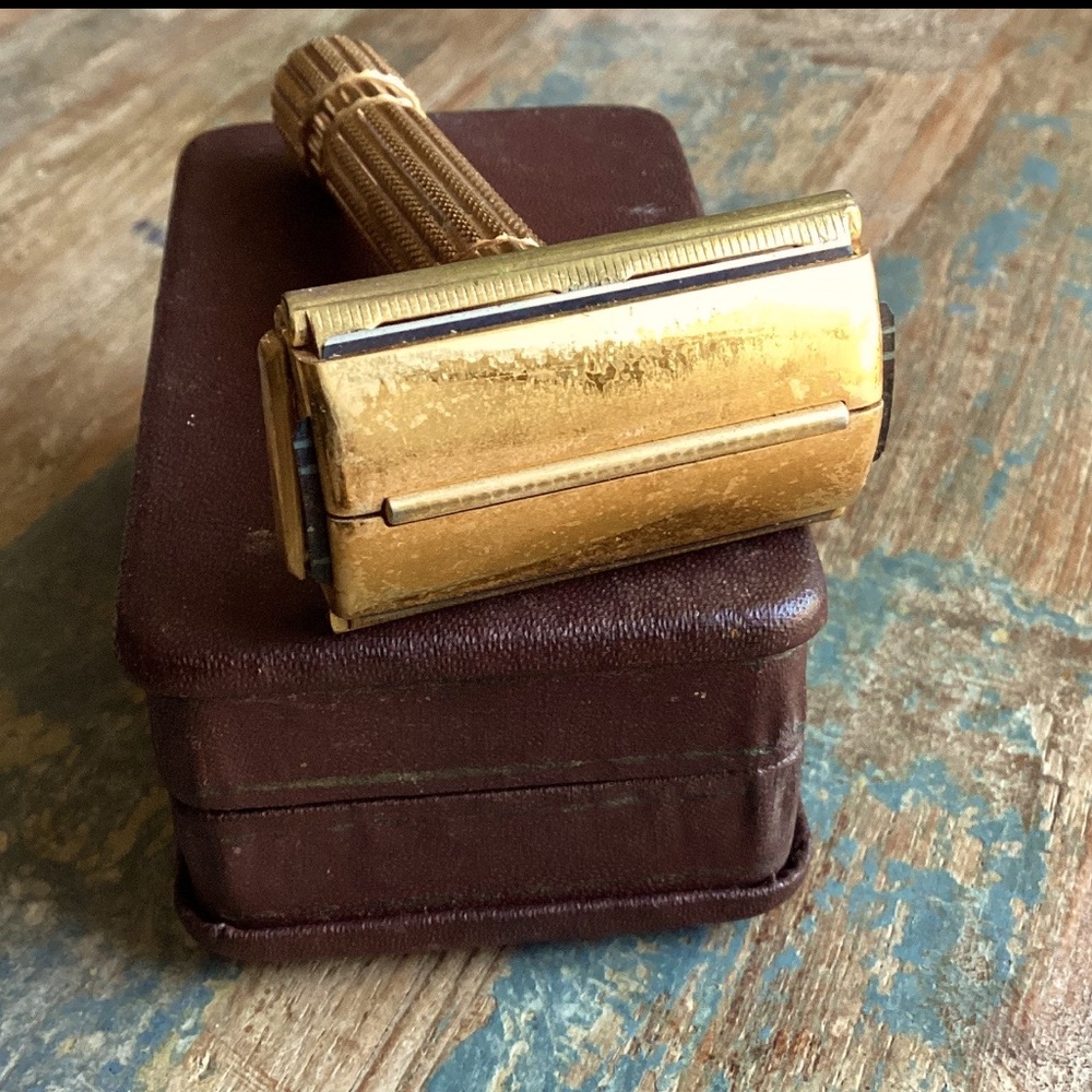 1920 Gillette Gold Pocket Edition Double Edge Safety Razor w/case